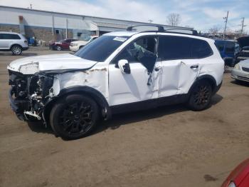  Salvage Kia Telluride