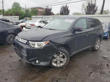  Salvage Mitsubishi Outlander
