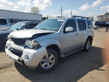  Salvage Nissan Pathfinder