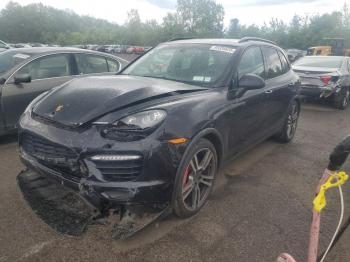  Salvage Porsche Cayenne