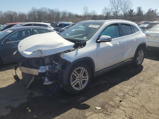  Salvage Mercedes-Benz GLA