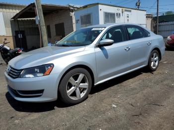  Salvage Volkswagen Passat