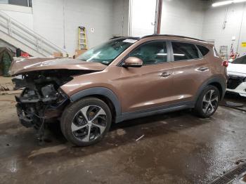  Salvage Hyundai TUCSON