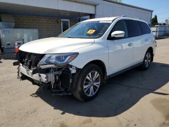  Salvage Nissan Pathfinder