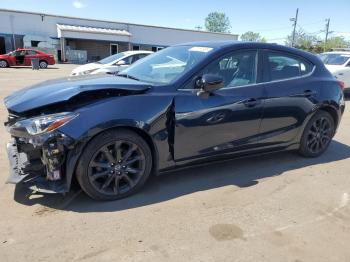  Salvage Mazda 3