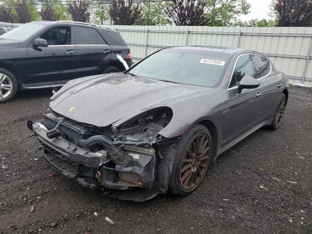  Salvage Porsche Panamera