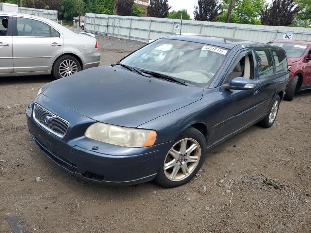  Salvage Volvo V70