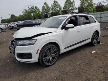  Salvage Audi Q7