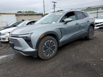  Salvage Chevrolet Blazer