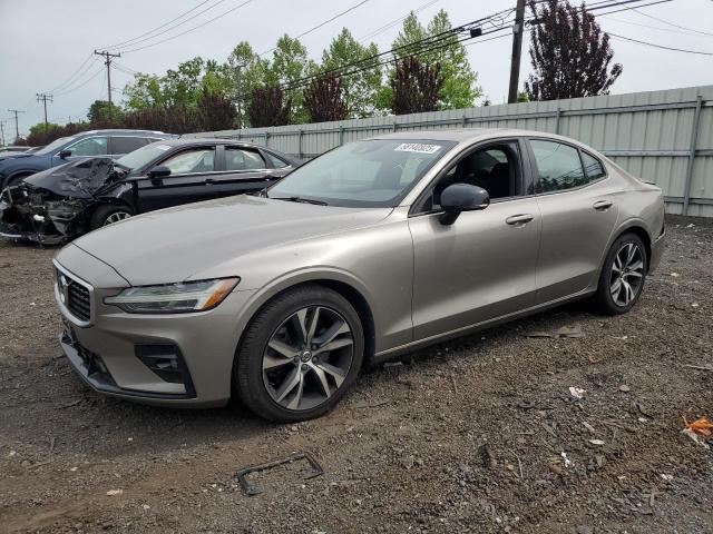  Salvage Volvo S60