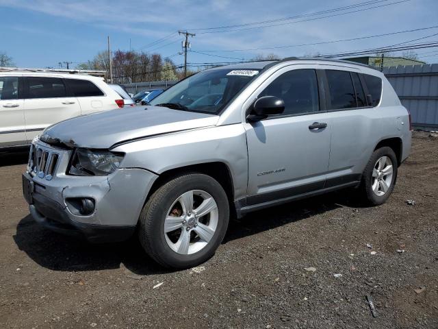  Salvage Jeep Compass