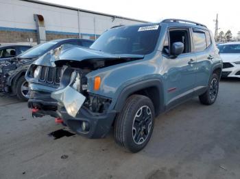  Salvage Jeep Renegade