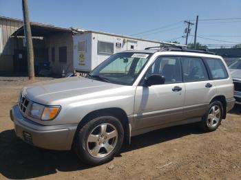  Salvage Subaru Forester