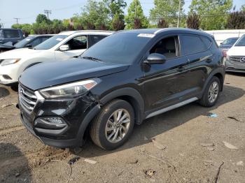 Salvage Hyundai TUCSON