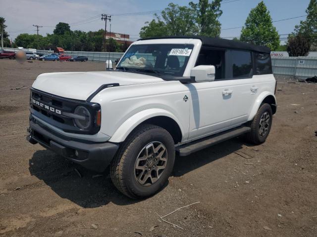 Salvage Ford Bronco