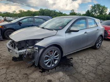  Salvage Mazda Mazda3