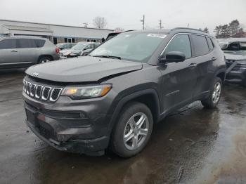  Salvage Jeep Compass