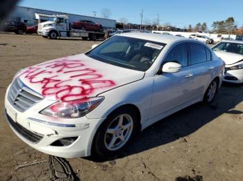  Salvage Hyundai Genesis