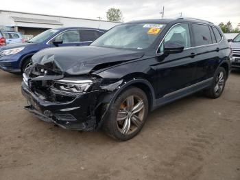  Salvage Volkswagen Tiguan