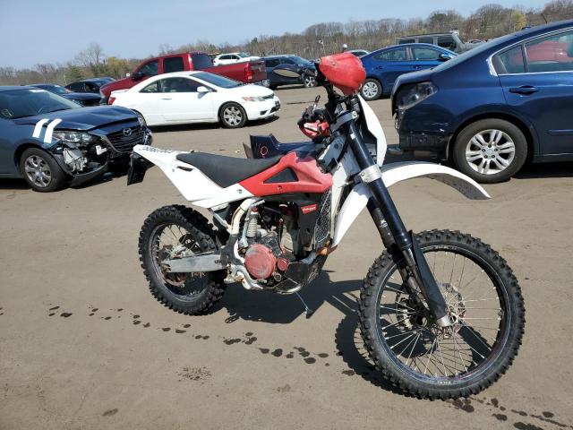  Salvage Husqvarna Motorcycle