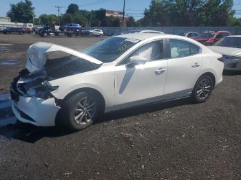  Salvage Mazda 3