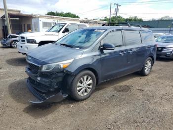  Salvage Kia Sedona