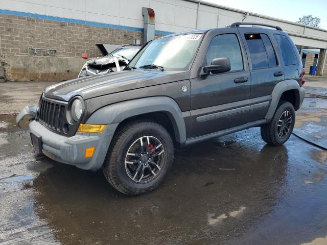  Salvage Jeep Liberty
