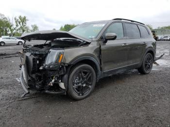  Salvage Kia Telluride