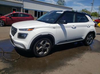  Salvage Hyundai VENUE