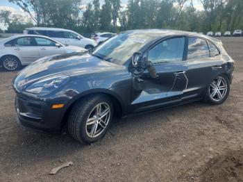  Salvage Porsche Macan Base