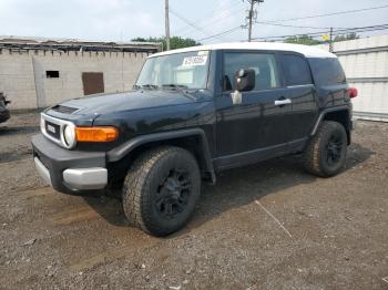  Salvage Toyota FJ Cruiser