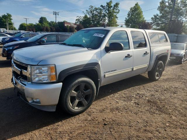  Salvage Chevrolet Silverado K1500 Lt