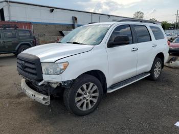  Salvage Toyota Sequoia
