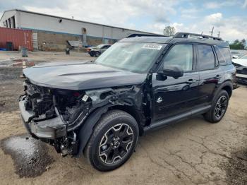  Salvage Ford Bronco