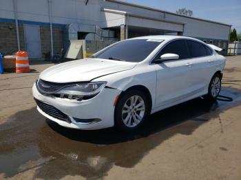  Salvage Chrysler 200