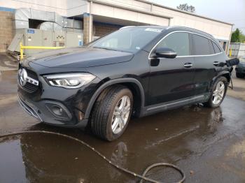  Salvage Mercedes-Benz GLA