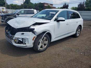  Salvage Audi Q7