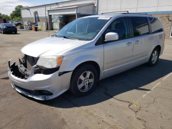  Salvage Dodge Caravan