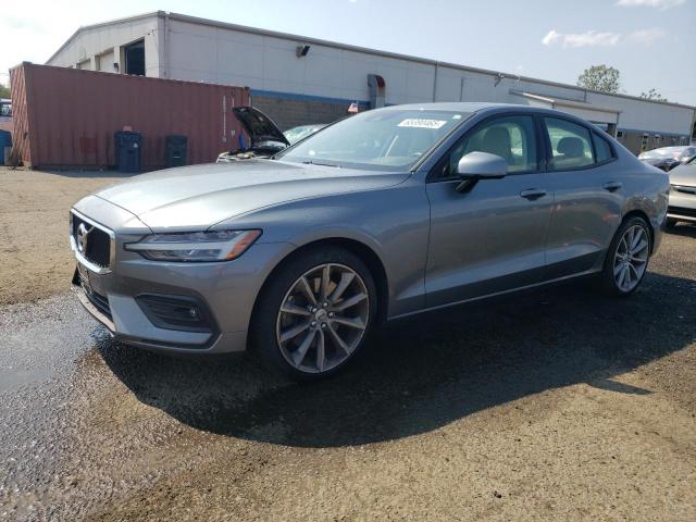  Salvage Volvo S60