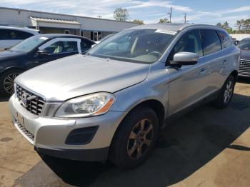  Salvage Volvo XC60