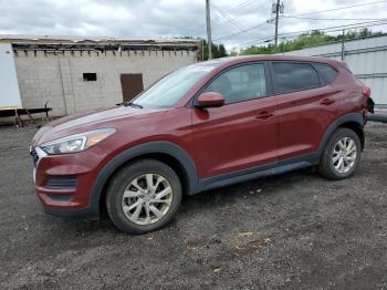  Salvage Hyundai TUCSON