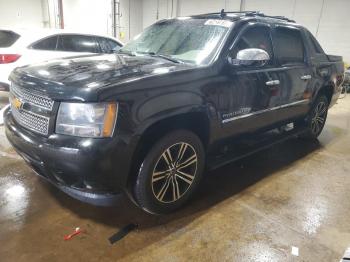 Salvage Chevrolet Avalanche