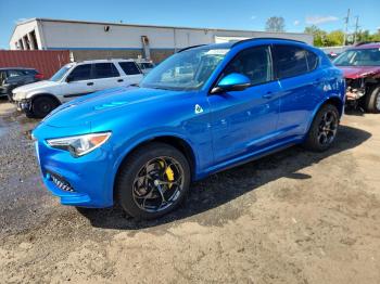  Salvage Alfa Romeo Stelvio