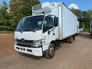  Salvage Hino 195