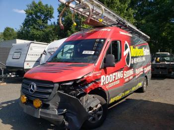  Salvage Mercedes-Benz Sprinter