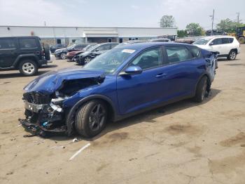  Salvage Kia K4 Lx
