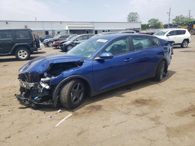  Salvage Kia K4 Lx