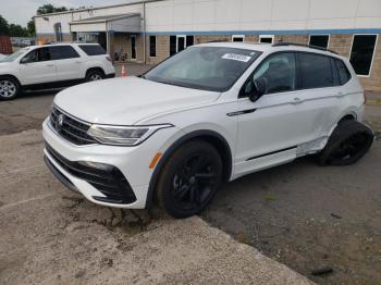  Salvage Volkswagen Tiguan