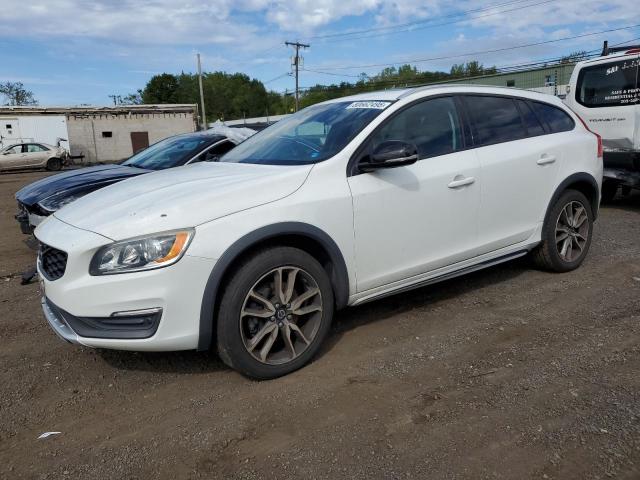  Salvage Volvo V60