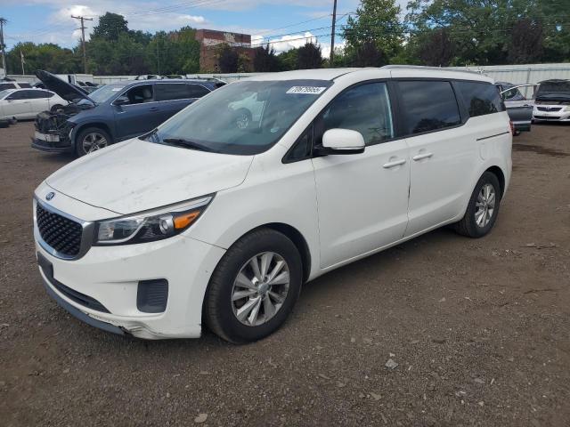  Salvage Kia Sedona